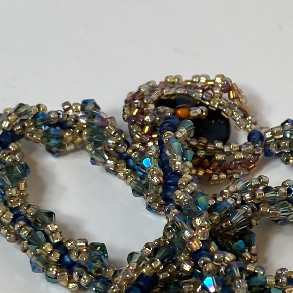Iridescent Blue Twisted Seed Bead Necklace - Picture 5 of 14